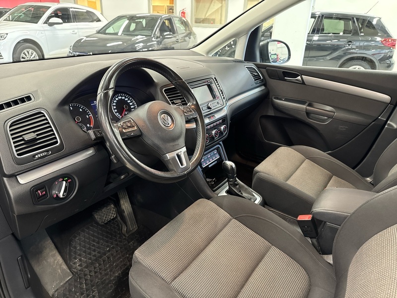 Volkswagen Sharan vaihtoauto