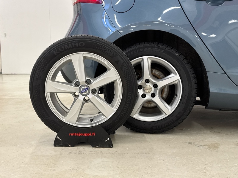 Volvo V40 vaihtoauto