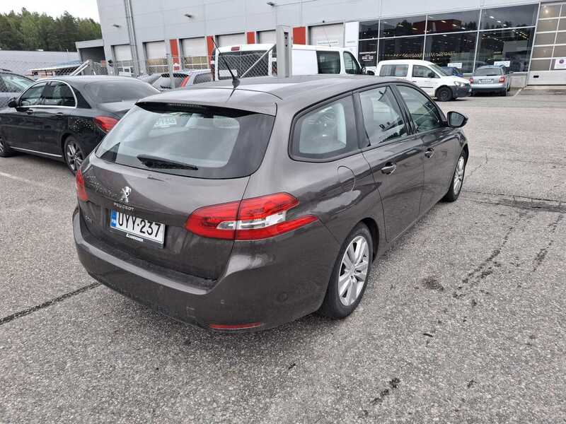 Peugeot 308 vaihtoauto