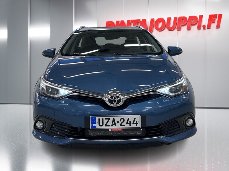 Toyota Auris vaihtoauto