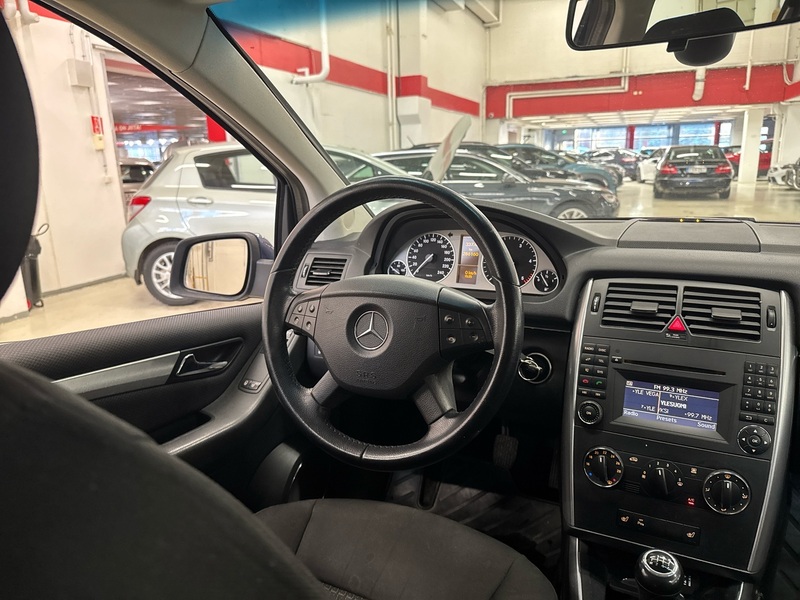 Mercedes-Benz B vaihtoauto