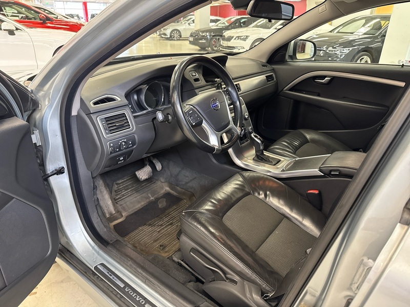 Volvo V70 vaihtoauto