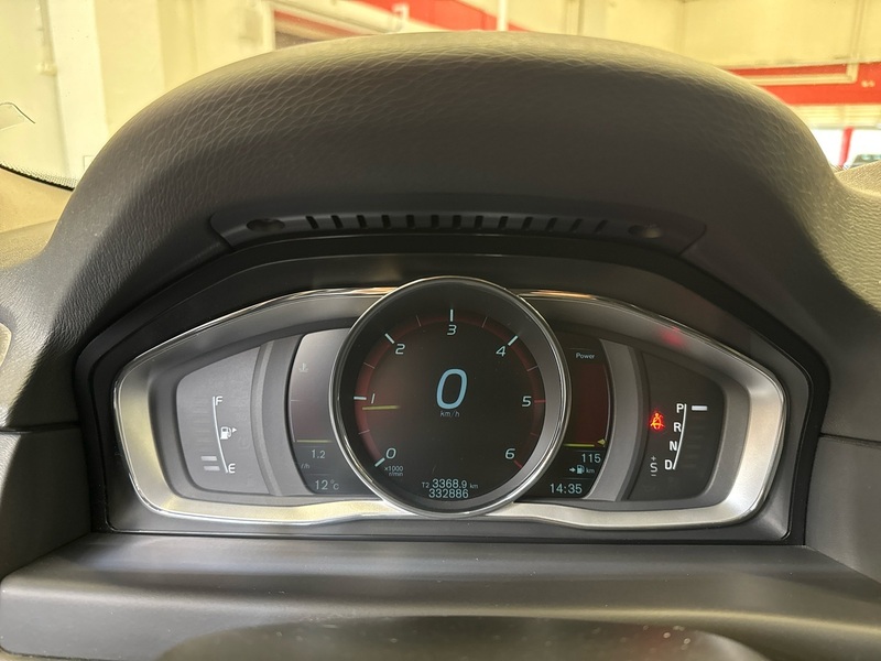 Volvo V70 vaihtoauto