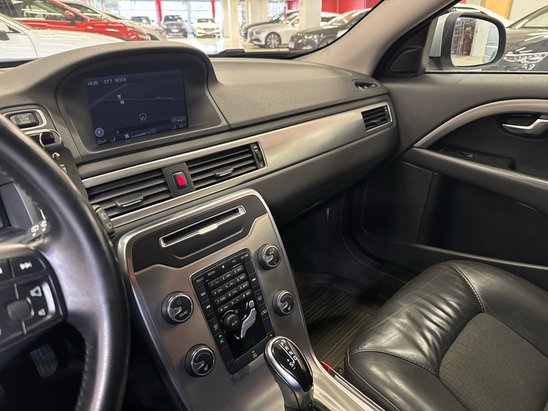 Volvo V70 vaihtoauto