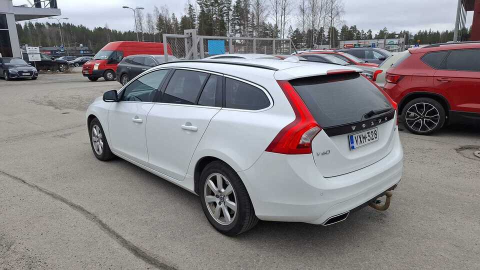 Volvo V60 vaihtoauto