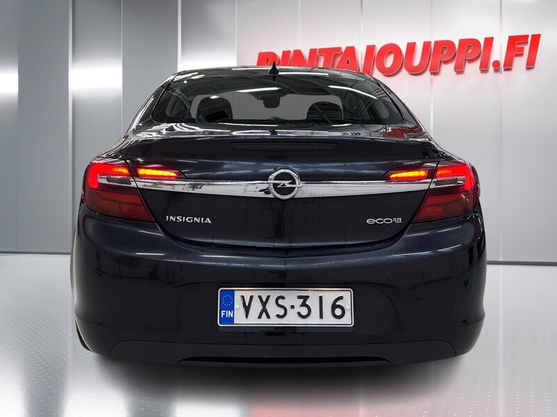 Opel Insignia vaihtoauto