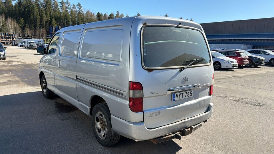 Toyota Hiace vaihtoauto