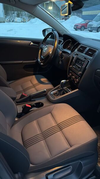 Volkswagen Jetta vaihtoauto