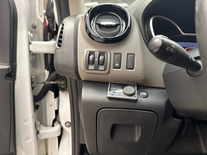Nissan NV300 vaihtoauto