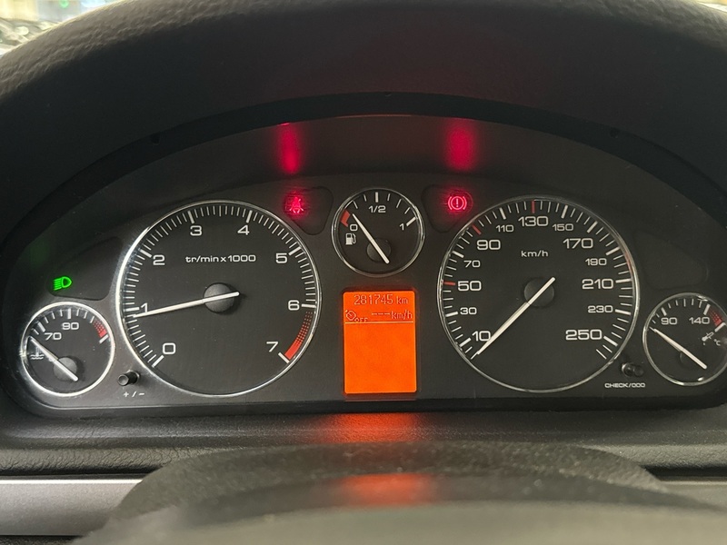 Peugeot 407 vaihtoauto