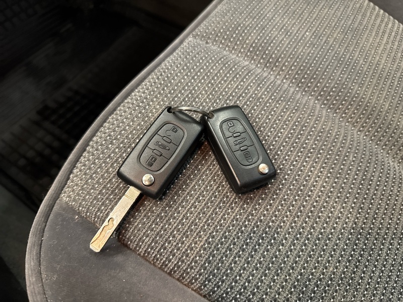 Peugeot 407 vaihtoauto