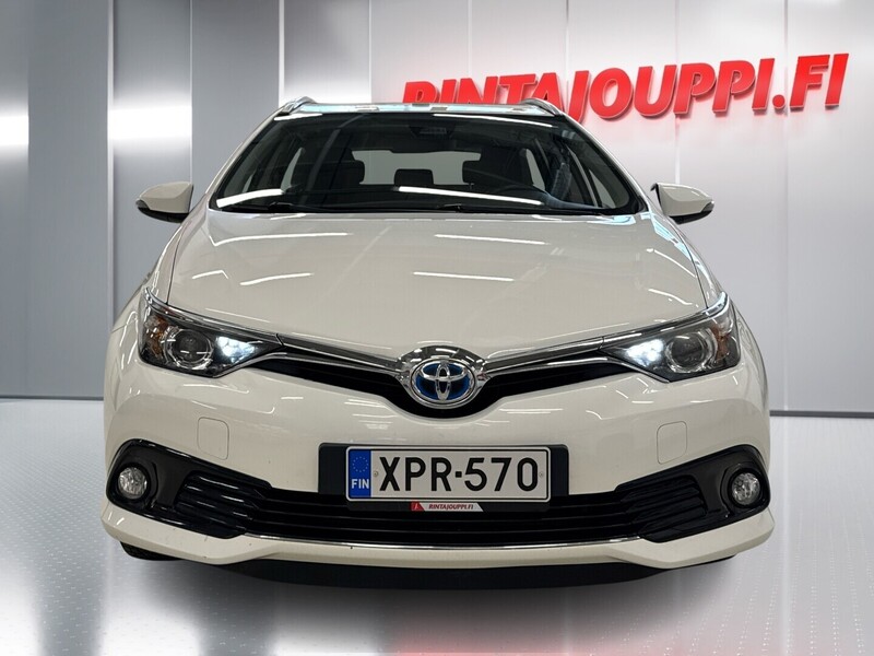 Toyota Auris vaihtoauto