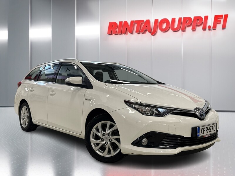 Toyota Auris vaihtoauto