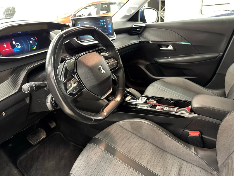 Peugeot e-208 vaihtoauto