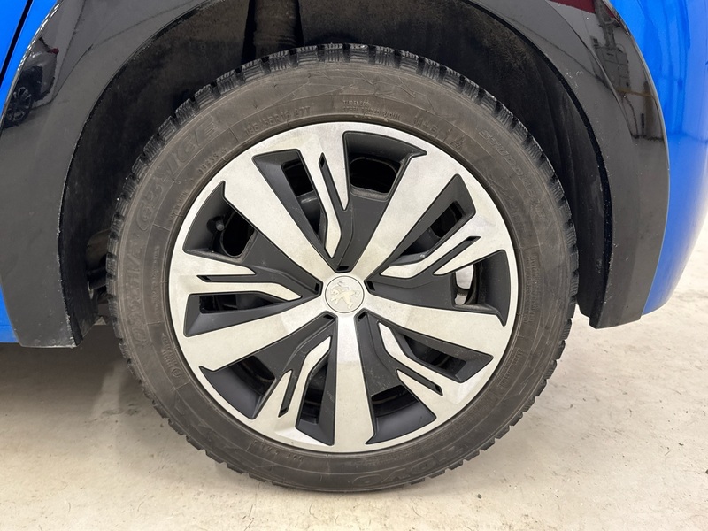 Peugeot e-208 vaihtoauto