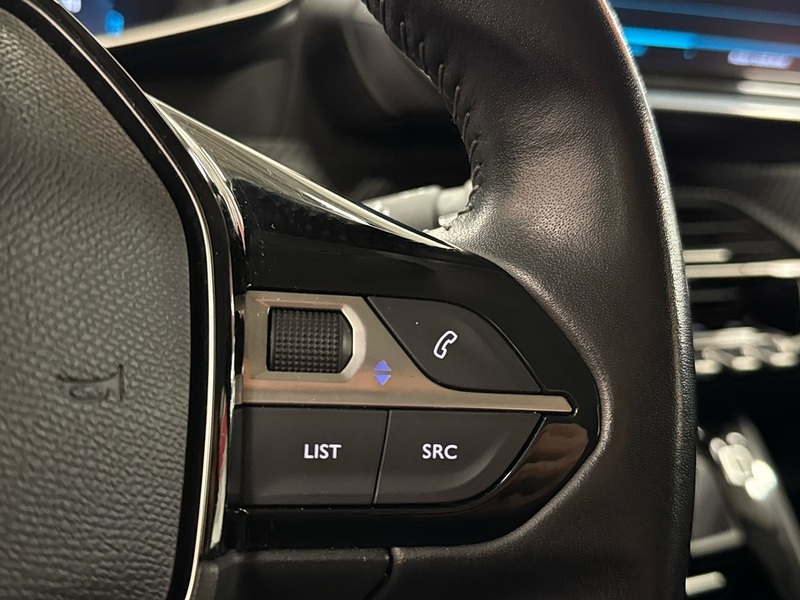 Peugeot e-208 vaihtoauto