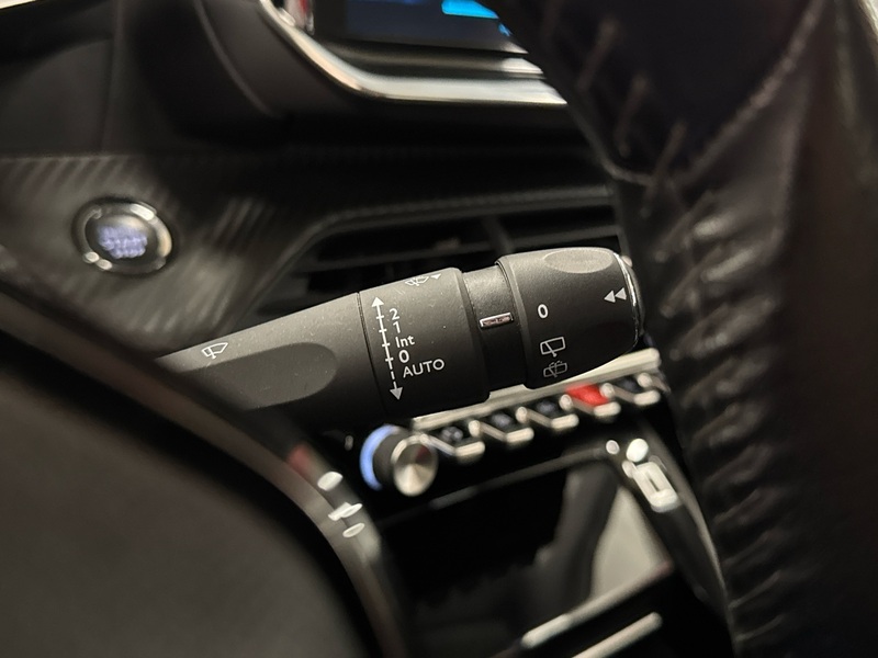 Peugeot e-208 vaihtoauto