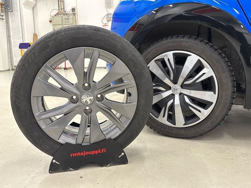 Peugeot e-208 vaihtoauto