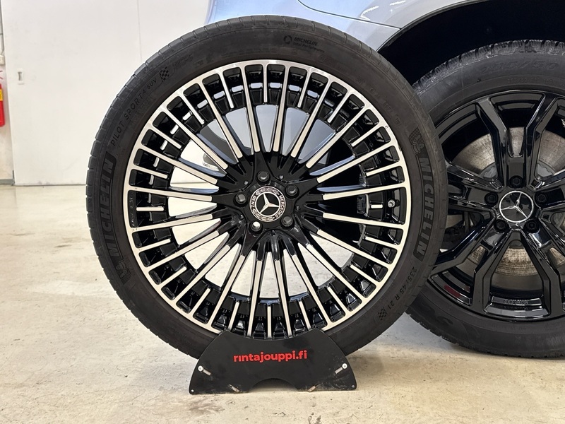 Mercedes-Benz EQC vaihtoauto