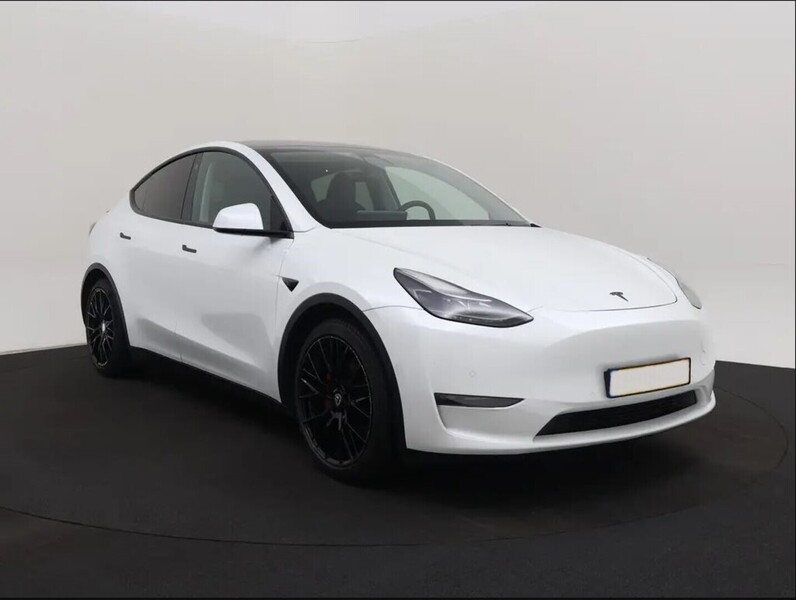 Tesla Model Y vaihtoauto