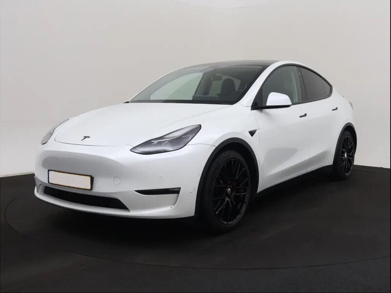 Tesla Model Y vaihtoauto