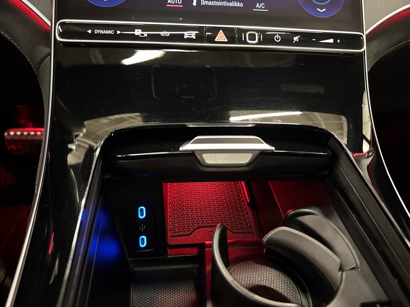 Mercedes-Benz EQE vaihtoauto