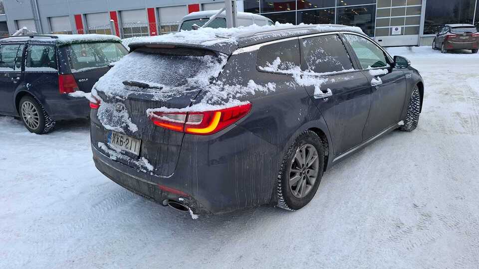 Kia Optima vaihtoauto