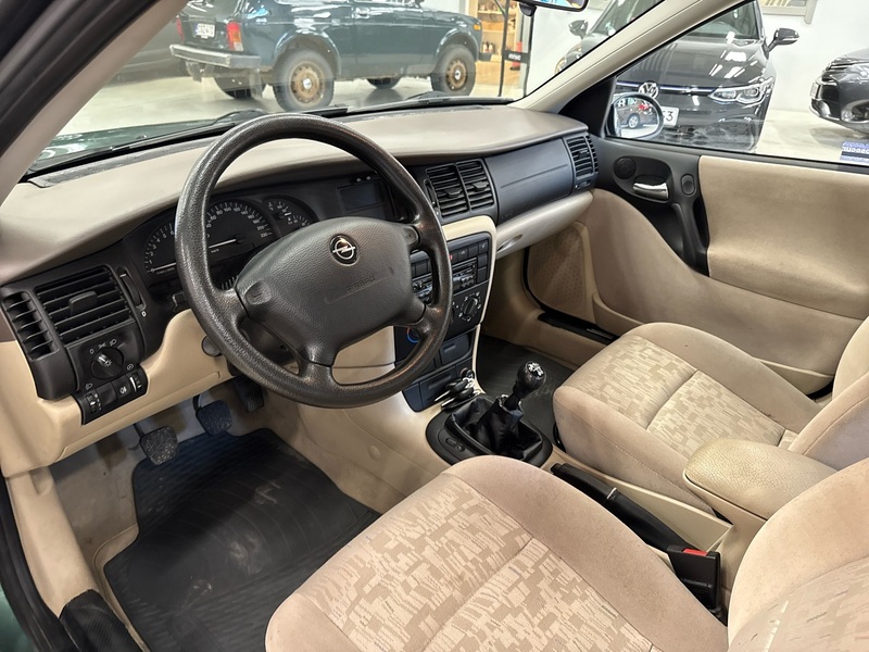 Opel Vectra vaihtoauto