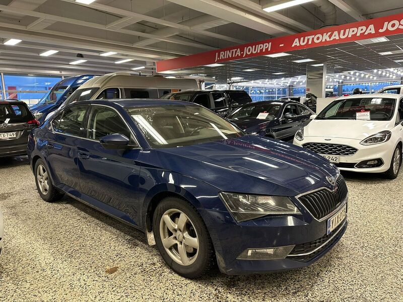 Skoda Superb vaihtoauto