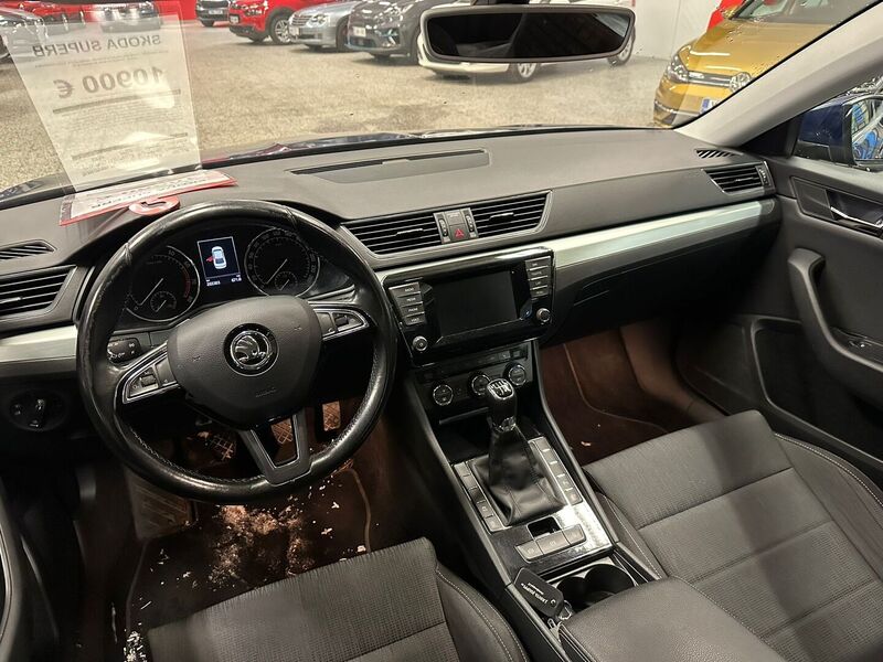 Skoda Superb vaihtoauto