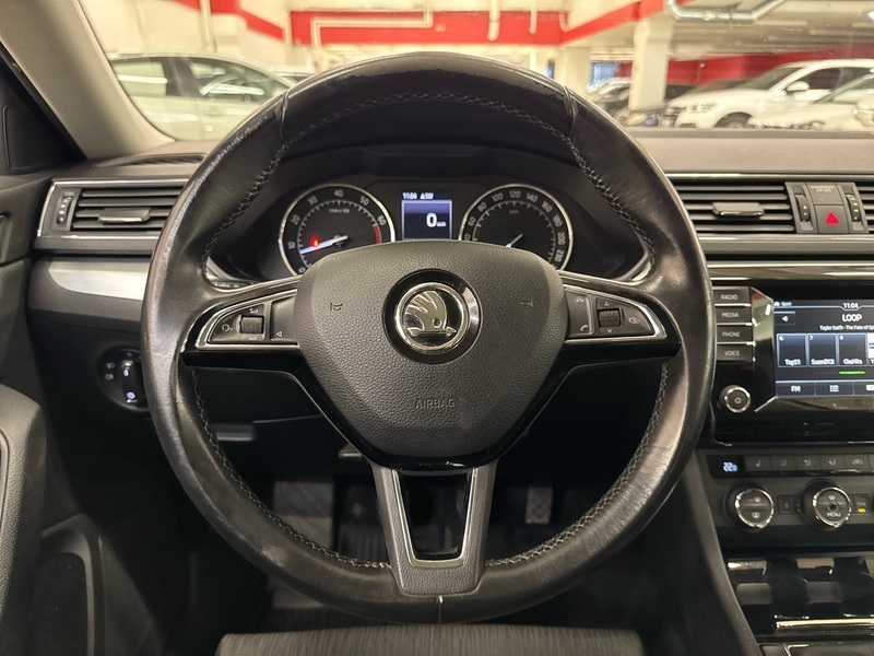 Skoda Superb vaihtoauto