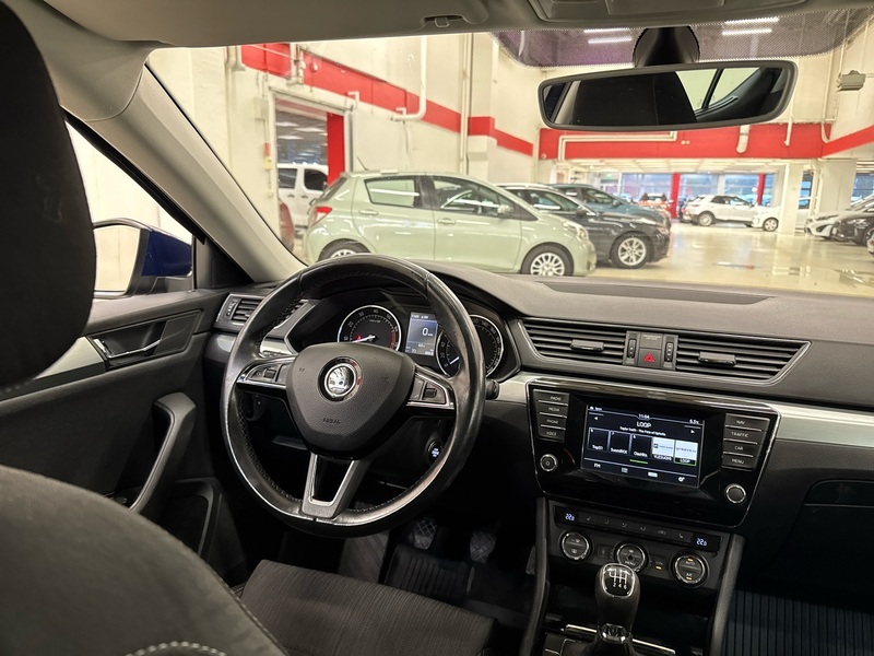 Skoda Superb vaihtoauto