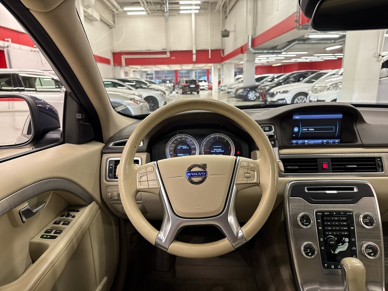 Volvo XC70 vaihtoauto