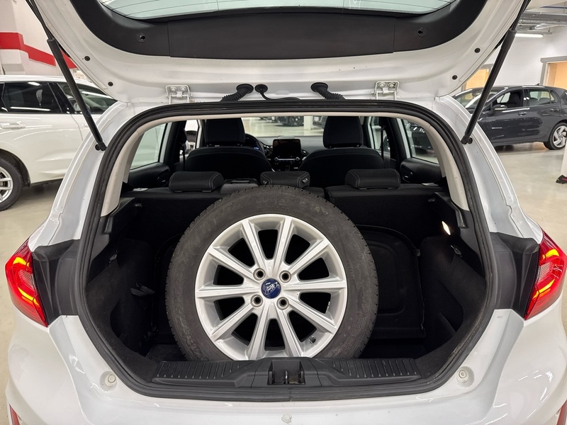 Ford Fiesta vaihtoauto