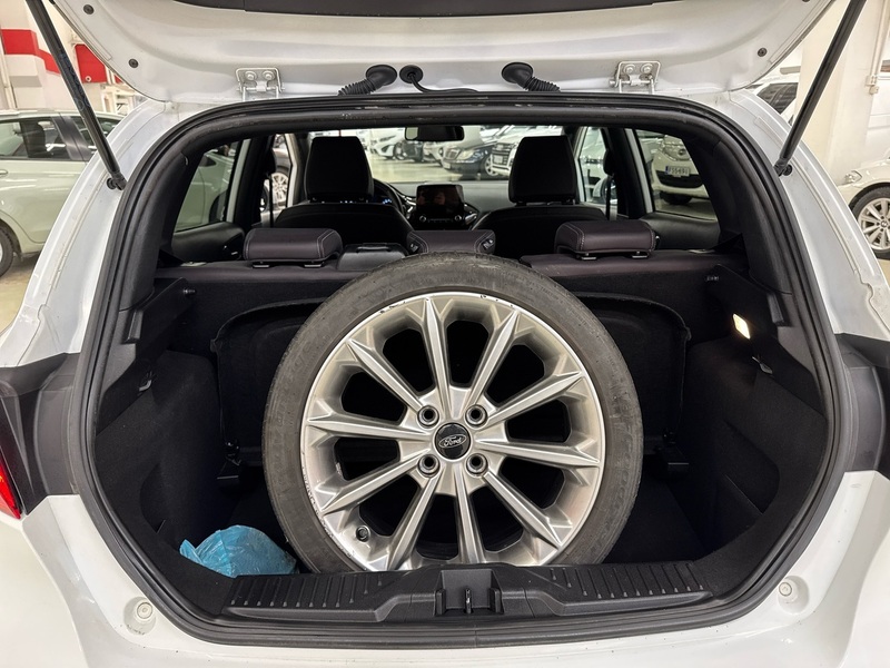 Ford Fiesta vaihtoauto