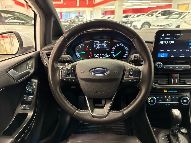 Ford Fiesta vaihtoauto