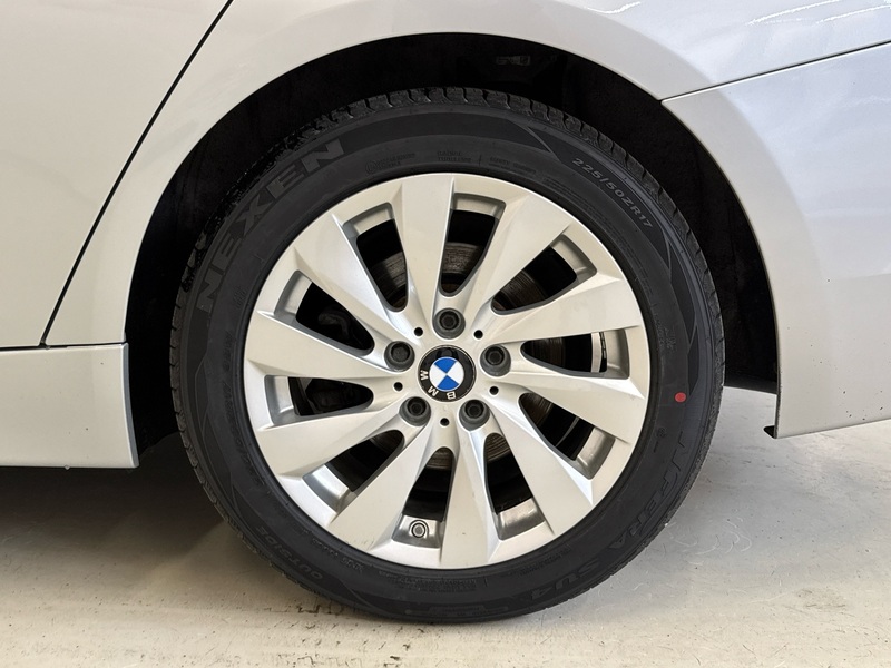 BMW 320 vaihtoauto