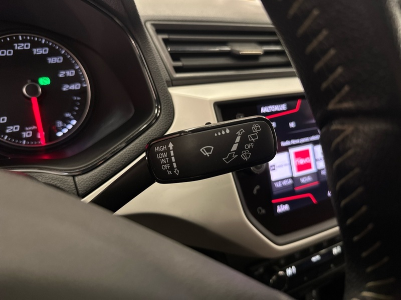 SEAT Arona vaihtoauto