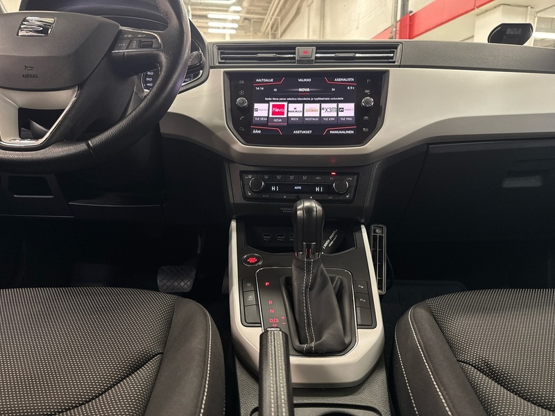 SEAT Arona vaihtoauto