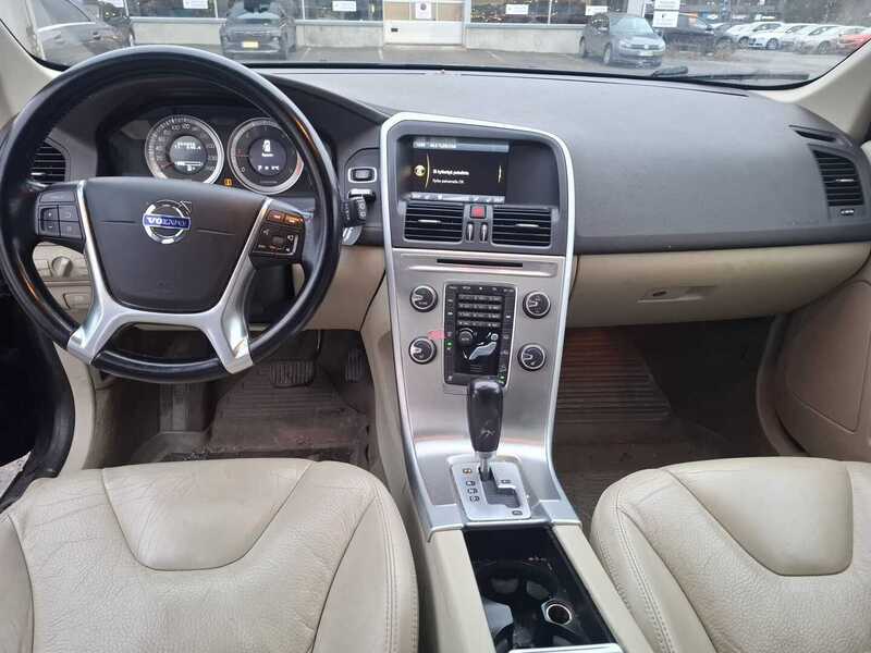 Volvo XC60 vaihtoauto