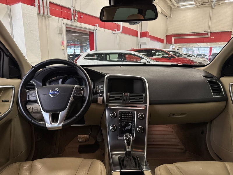 Volvo XC60 vaihtoauto