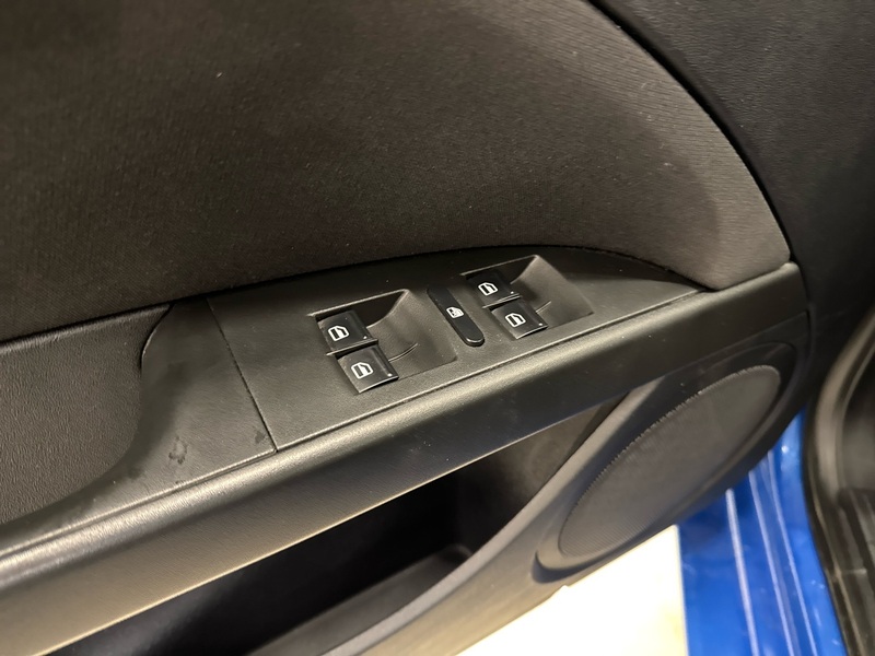 SEAT Leon vaihtoauto