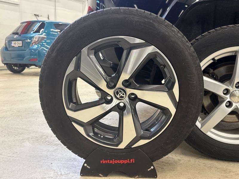 Toyota RAV4 vaihtoauto