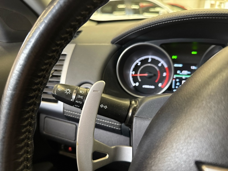 Mitsubishi Outlander vaihtoauto