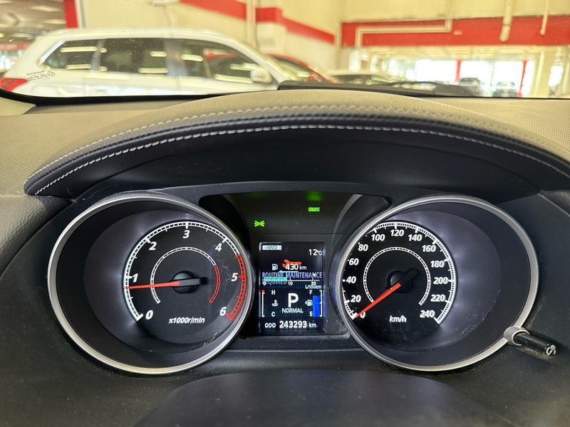 Mitsubishi Outlander vaihtoauto