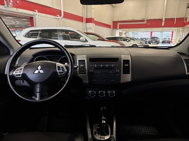 Mitsubishi Outlander vaihtoauto