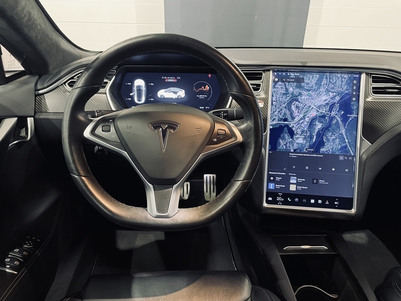 Tesla Model S vaihtoauto