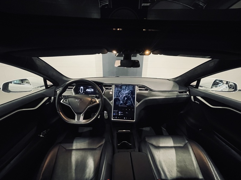 Tesla Model S vaihtoauto