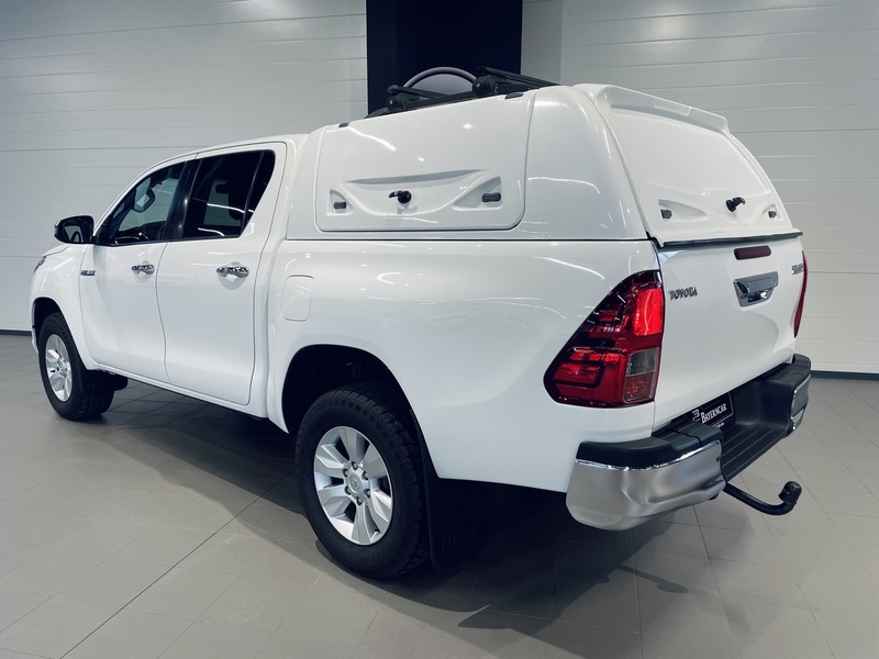 Toyota Hilux vaihtoauto