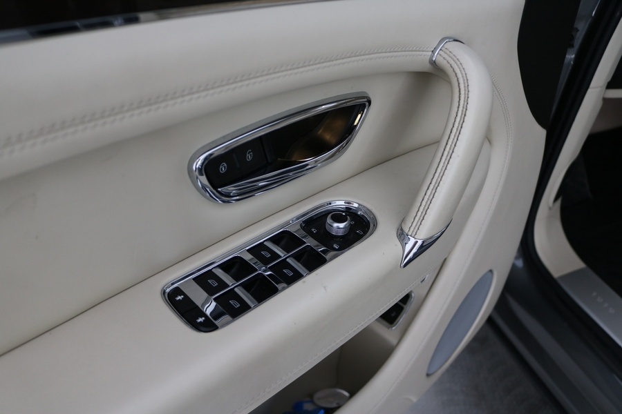 Bentley Bentayga vaihtoauto